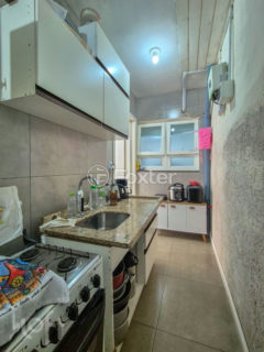 Image 4 - 1011481