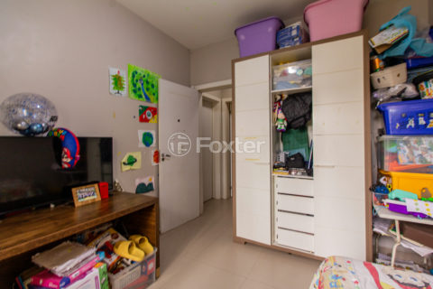 Image 27 - 1011490