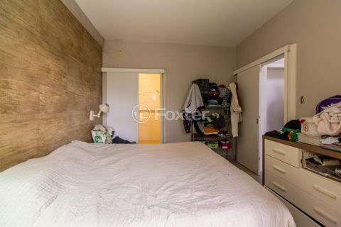Image 38 - 1011490
