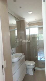 Image 4 - 1011504