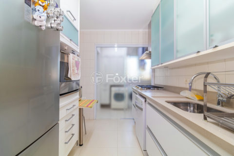 Image 30 - 1011504