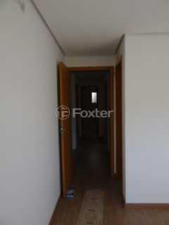 Image 8 - 1011576