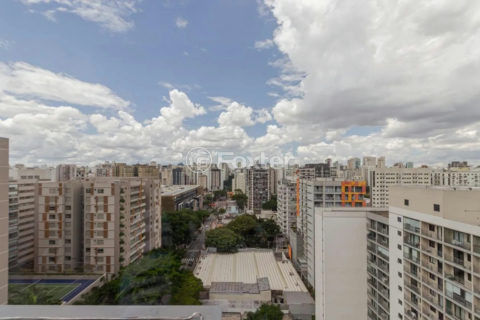 Image 4 - 1011580