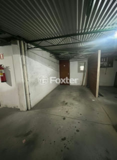 Image 35 - 1011583