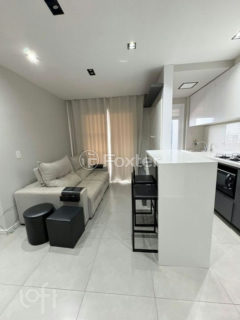 Image 3 - 1011593
