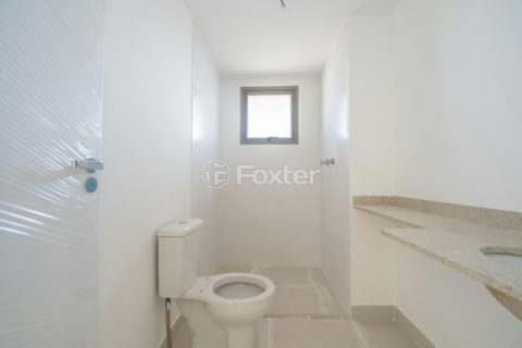 Image 30 - 1011627