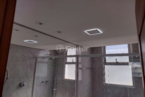 Image 7 - 1011661