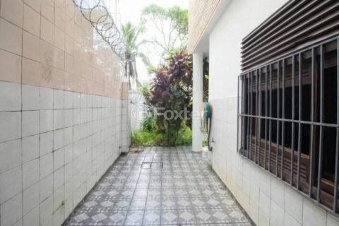 Image 3 - 1011664
