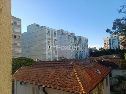 Image 8 - 1011730