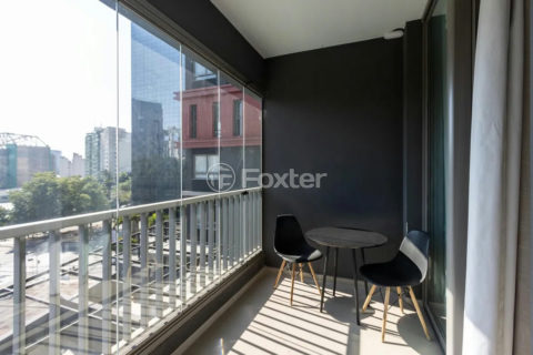 Image 3 - 1011745
