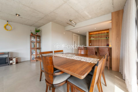 Image 7 - 1011752
