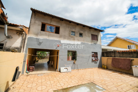 Image 32 - 1011761