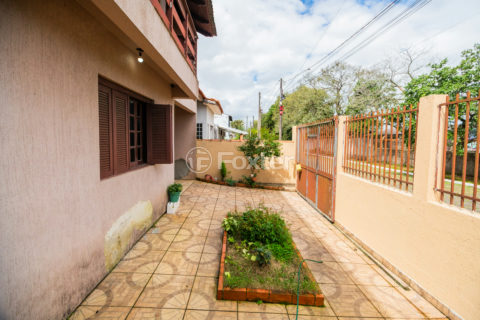 Image 34 - 1011761