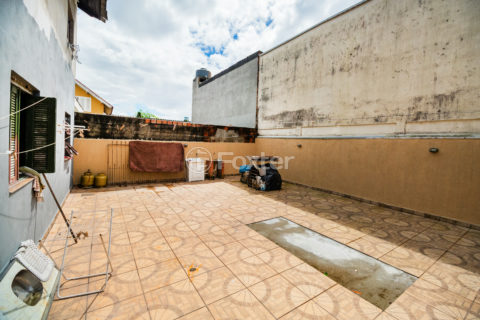 Image 31 - 1011761