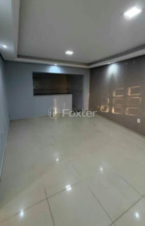 Image 1 - 1011772