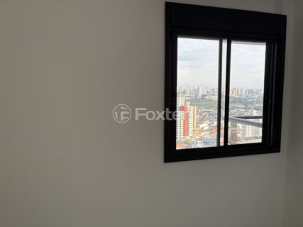 Image 19 - 1011785
