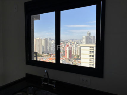 Image 3 - 1011785