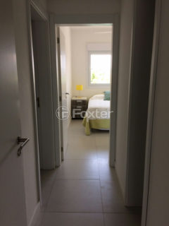 Image 0 - 1011844