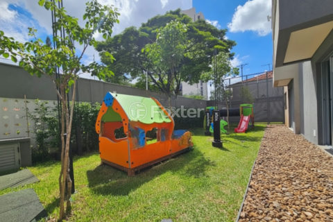 Image 8 - 1011847