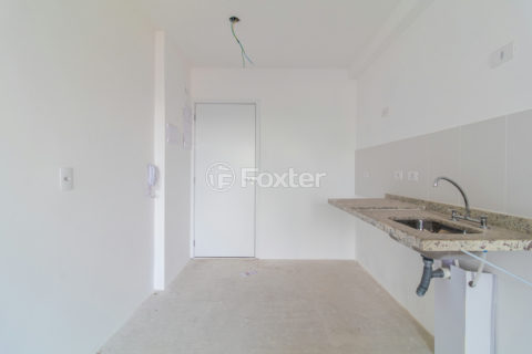 Image 8 - 1011855