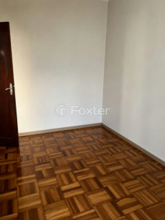 Image 2 - 1011856