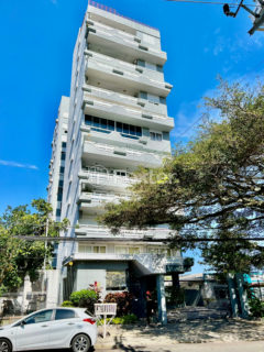 Image 3 - 1011874