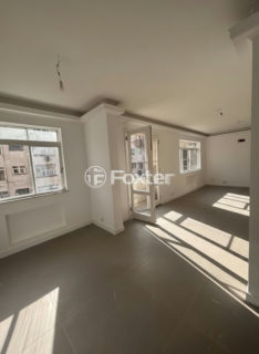 Image 3 - 1011878