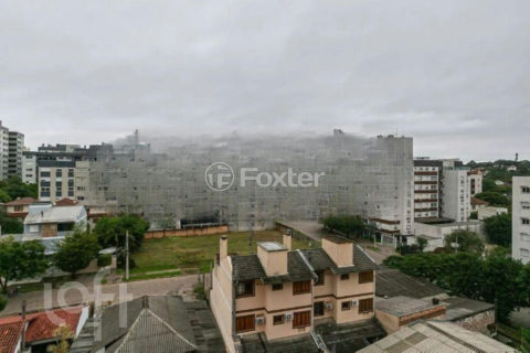 Image 21 - 1011886