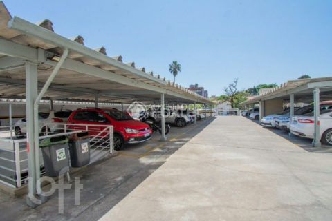 Image 30 - 1011930