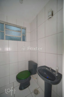 Image 10 - 1011960