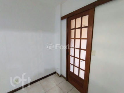 Image 32 - 1012000