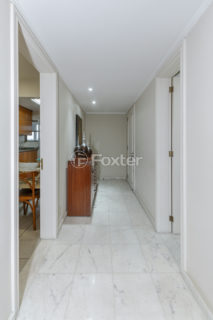Image 7 - 1012062