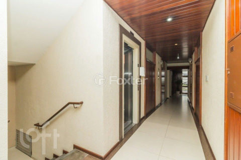 Image 31 - 1012137