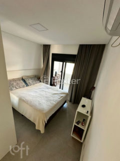 Image 13 - 1012183