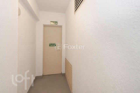 Image 47 - 1012200