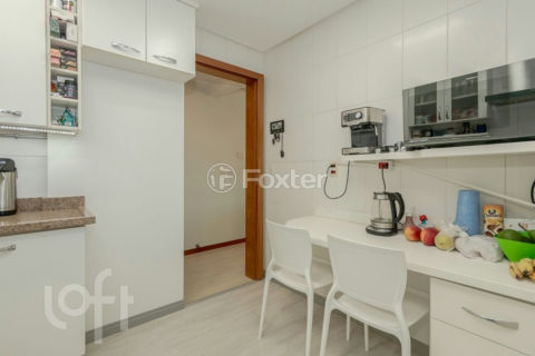 Image 36 - 1012200