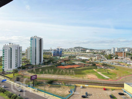 Image 36 - 1012203