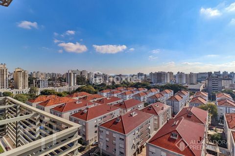 Image 33 - 1012256