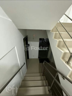 Image 7 - 1012282