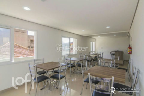 Image 4 - 1012304