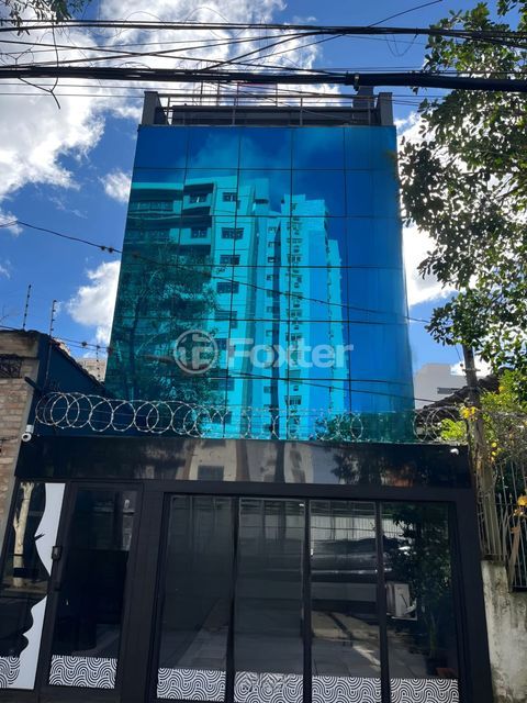 Image 30 - 1012414