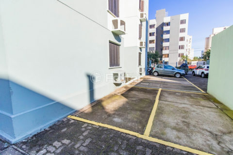 Image 17 - 1012435