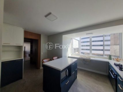 Image 7 - 1012491