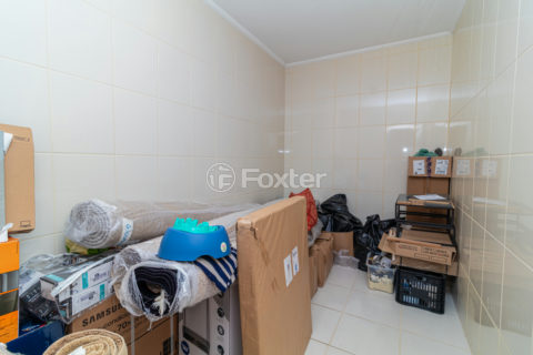 Image 38 - 1012511