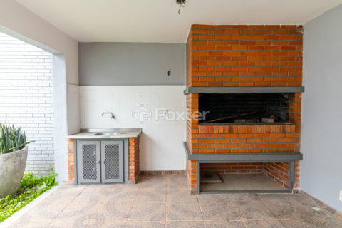 Image 42 - 1012531
