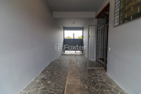 Image 44 - 1012531