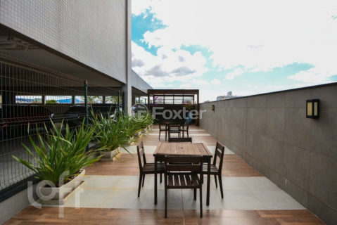 Image 26 - 1012695