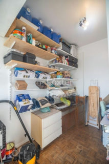 Image 30 - 1012712