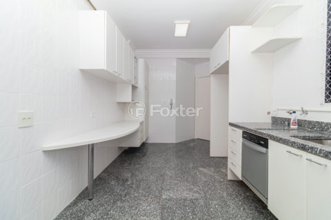 Image 26 - 1012732