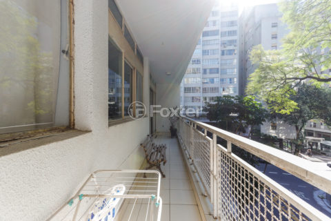 Image 4 - 1012741